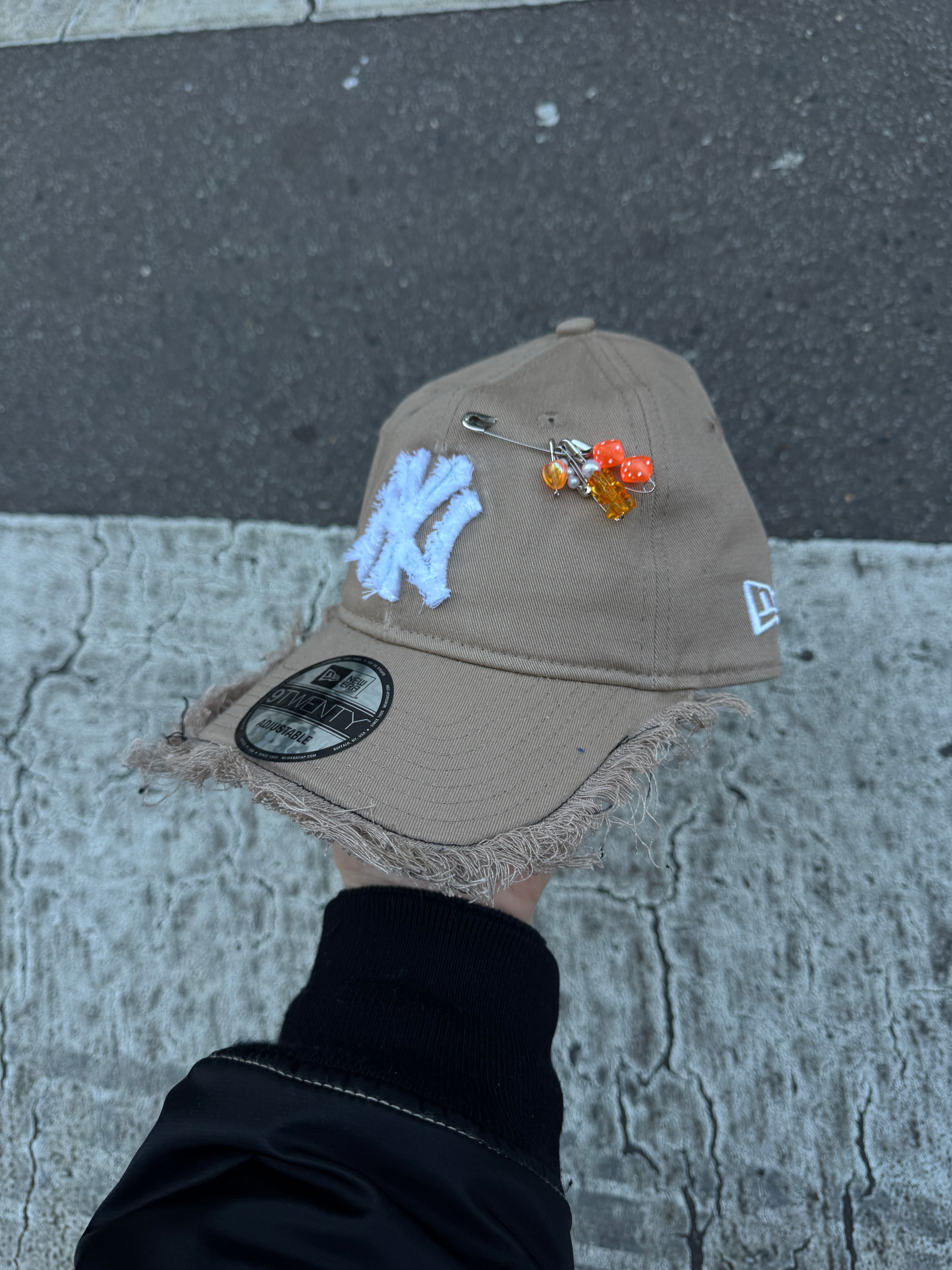 Casquette NY ajustable visière ronde