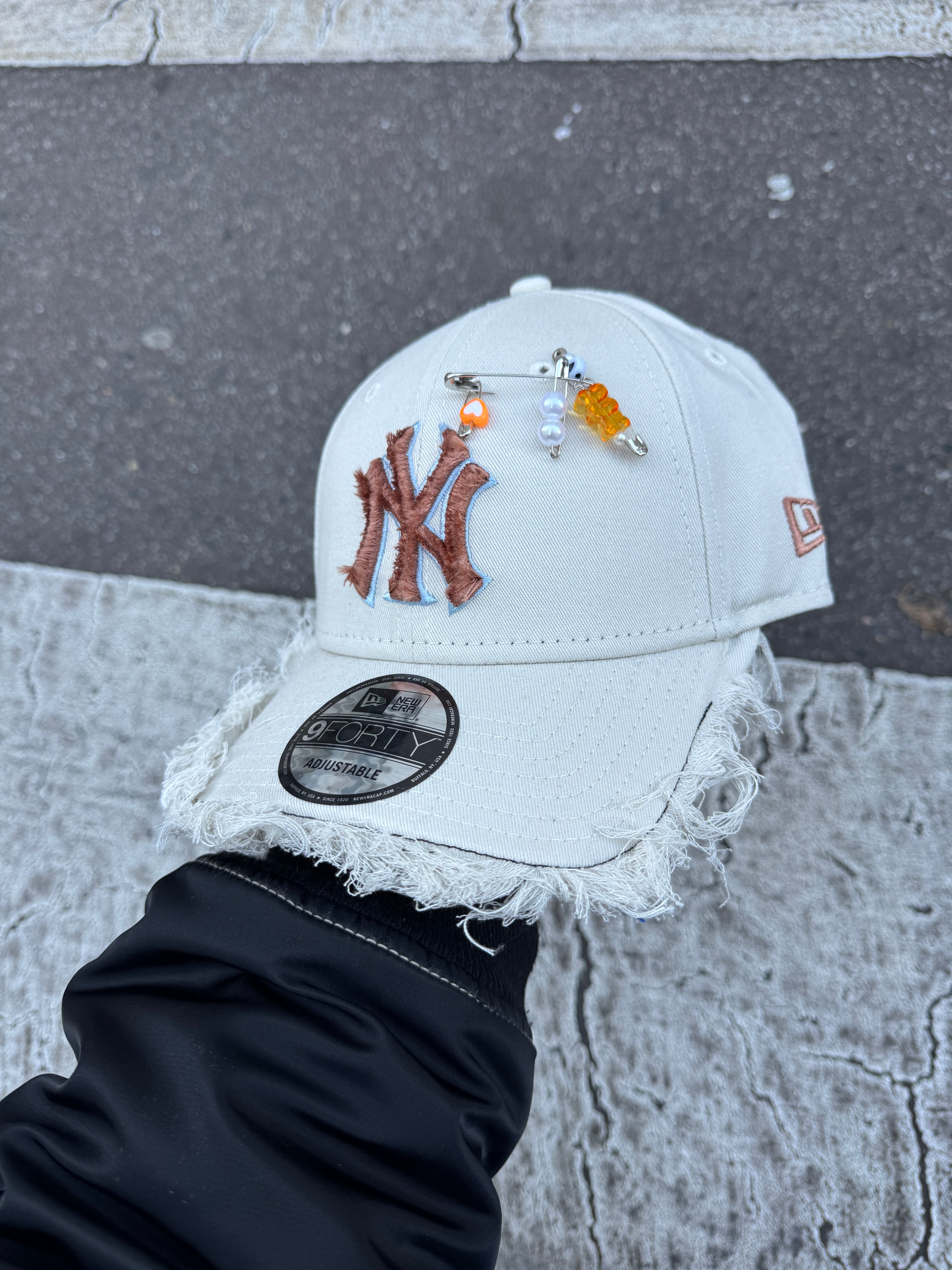 Cap NY ajustable visière ronde